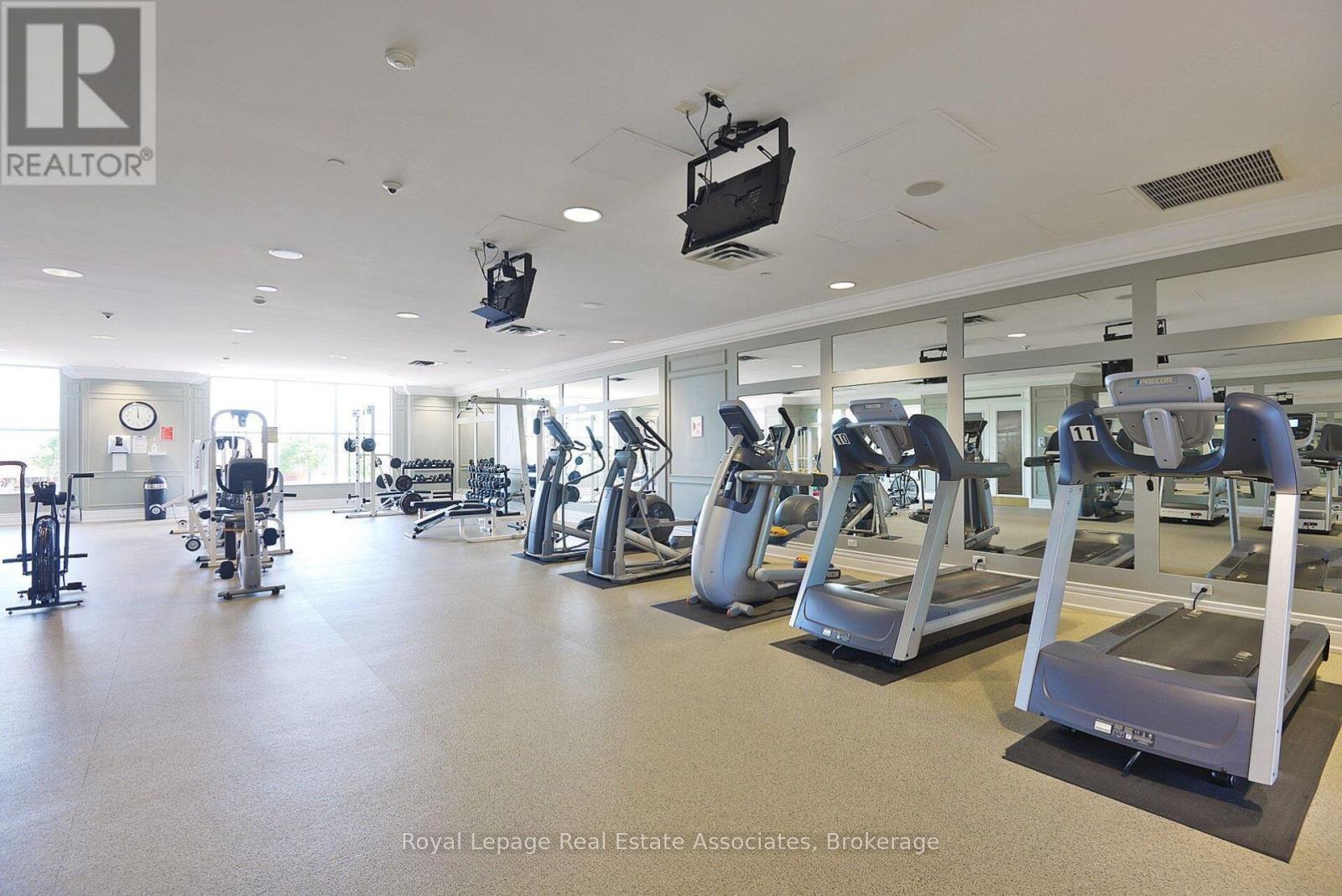 622 - 25 Kingsbridge Garden Circle, Mississauga, Ontario  L5R 4B1 - Photo 31 - W12536450