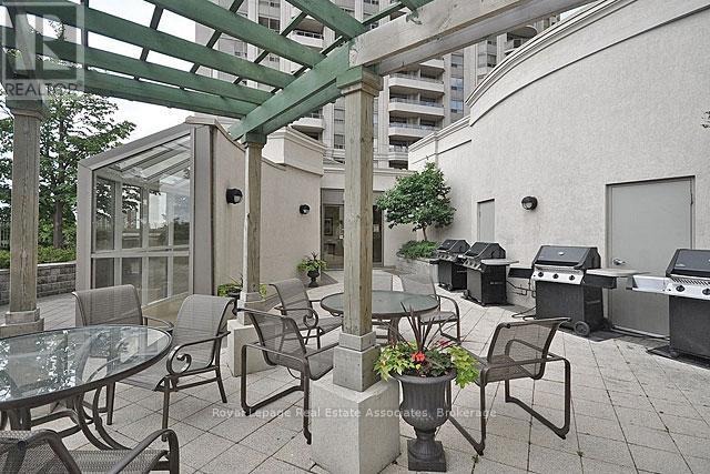 622 - 25 Kingsbridge Garden Circle, Mississauga, Ontario  L5R 4B1 - Photo 37 - W12536450