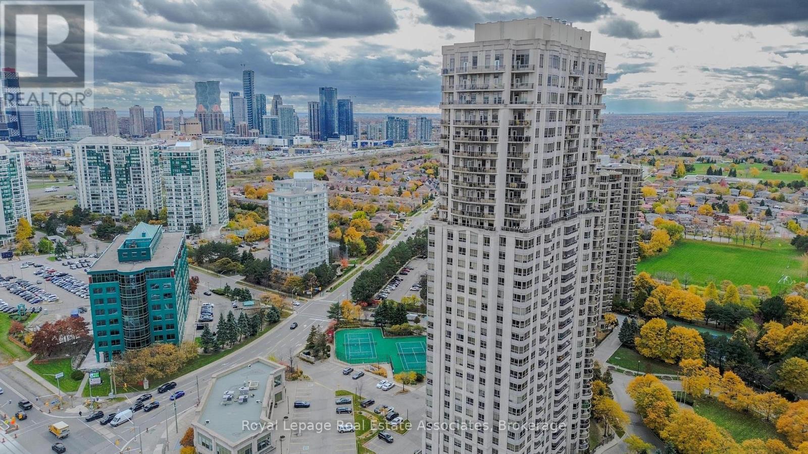 622 - 25 Kingsbridge Garden Circle, Mississauga, Ontario  L5R 4B1 - Photo 47 - W12536450