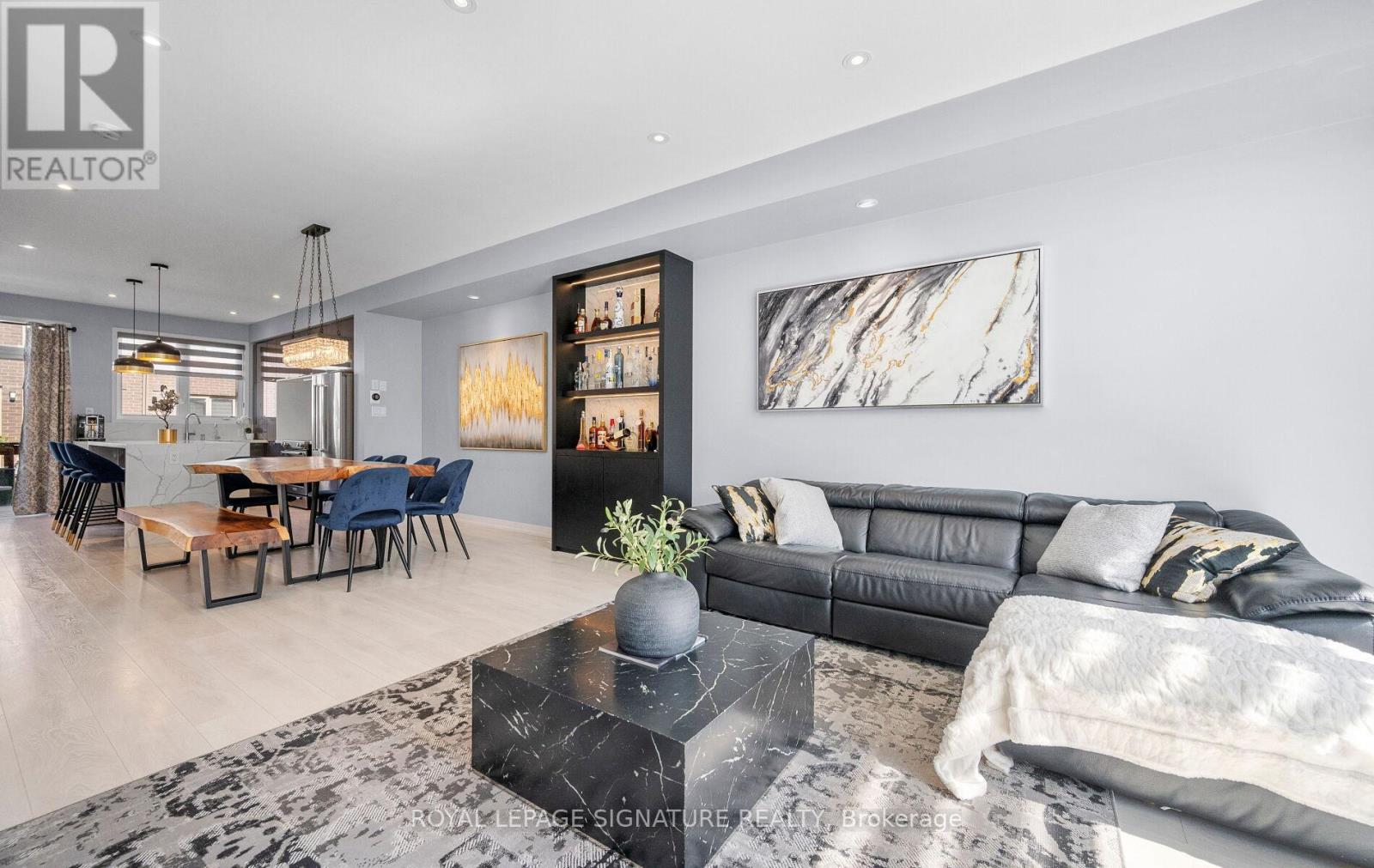 173 Sabina Drive, Oakville, Ontario  L6H 0L4 - Photo 12 - W12536484