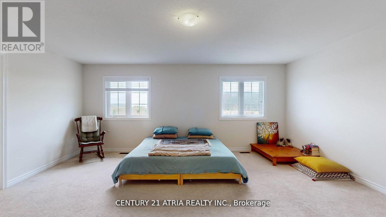 101 Bonnieglen Farm Boulevard, Caledon, Ontario L7C 4B7 - Photo 18 - W12536496