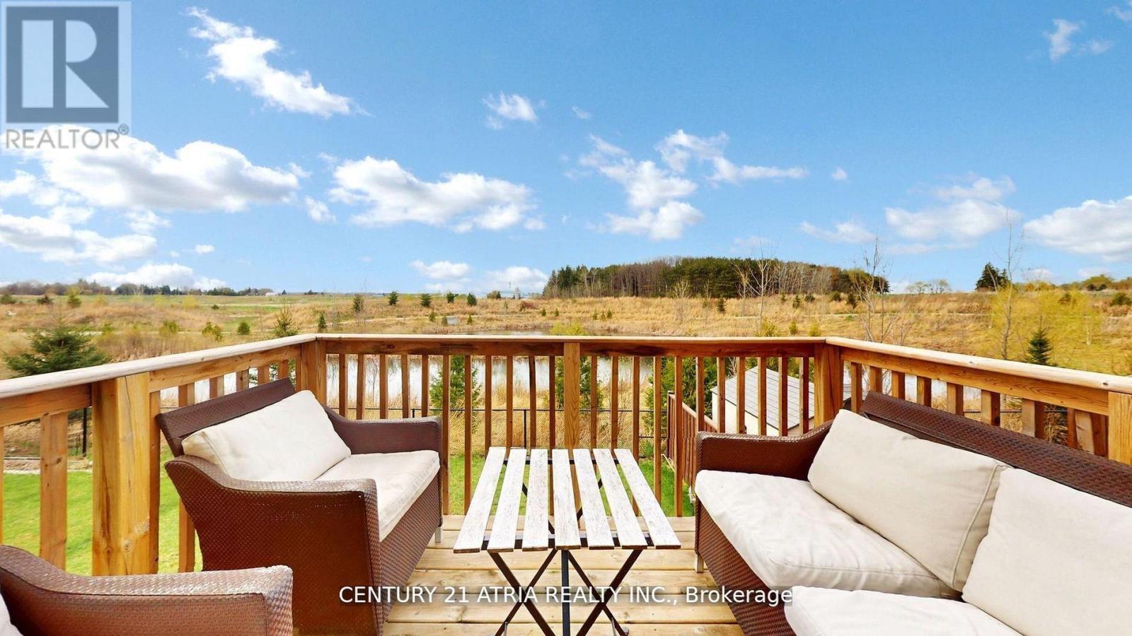 101 Bonnieglen Farm Boulevard, Caledon, Ontario L7C 4B7 - Photo 37 - W12536496