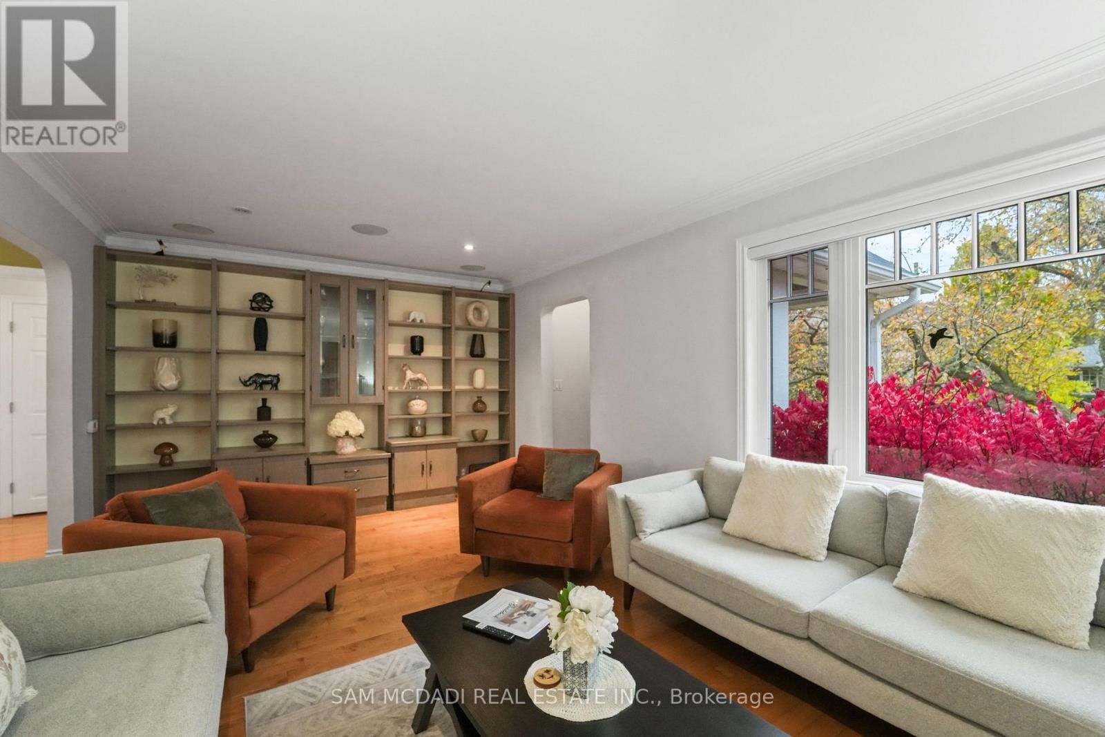 64 Wanita Road, Mississauga, Ontario  L5G 1B6 - Photo 7 - W12536524