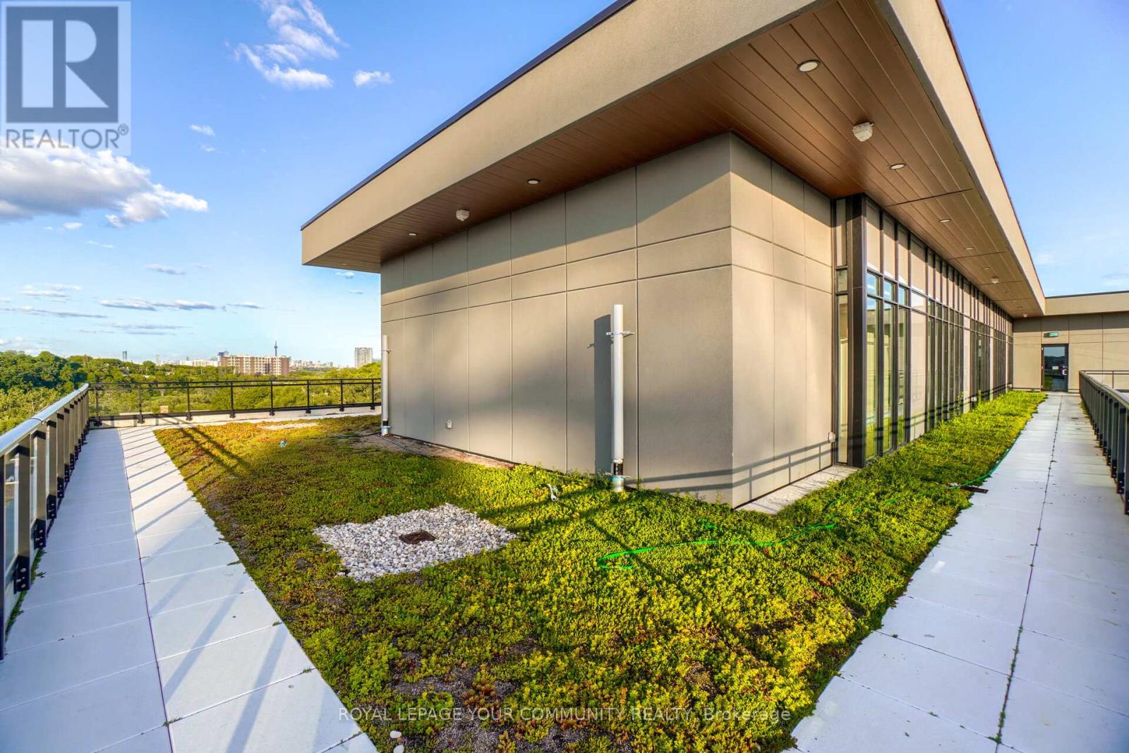 512 - 1 Neighbourhood Lane, Toronto, Ontario  M8Y 0C2 - Photo 44 - W12536526