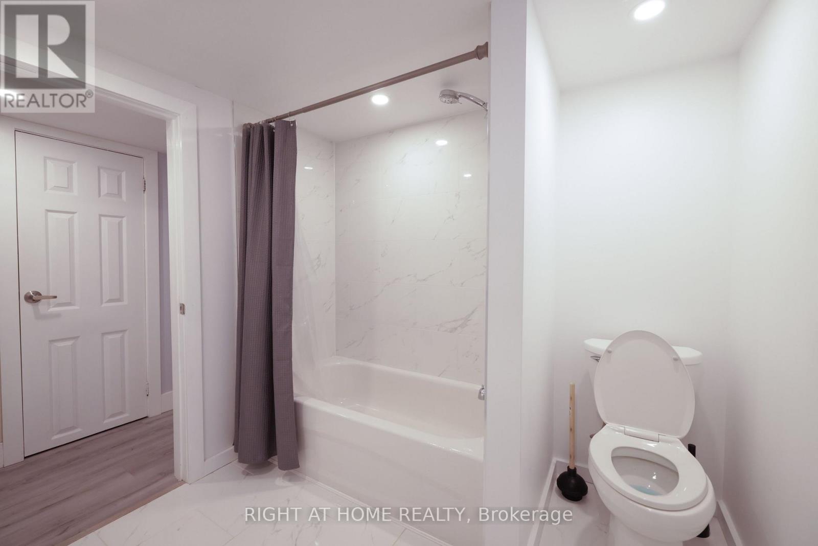 72 Claymore Crescent, Oshawa, Ontario  L1G 6G2 - Photo 17 - E12531808