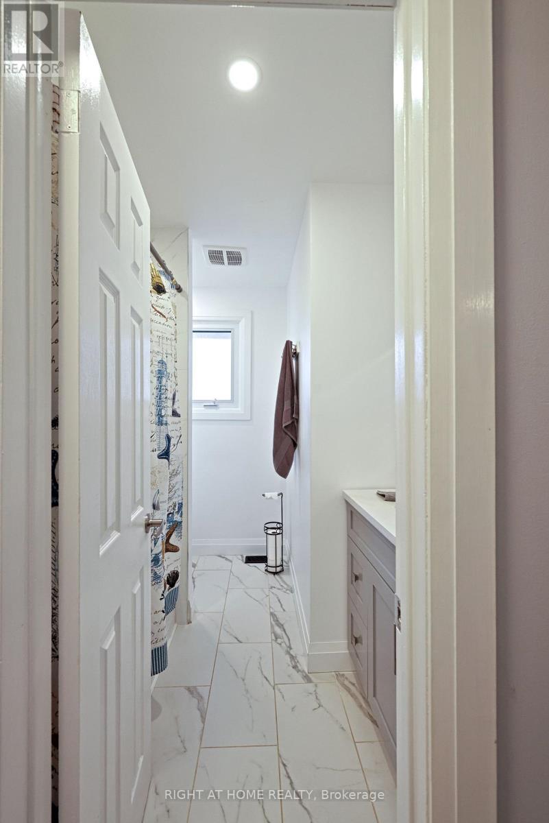 72 Claymore Crescent, Oshawa, Ontario  L1G 6G2 - Photo 14 - E12531808