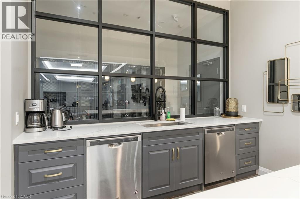 1 Redfern Avenue Unit# 120, Hamilton, Ontario  L9C 0E6 - Photo 43 - 40787439