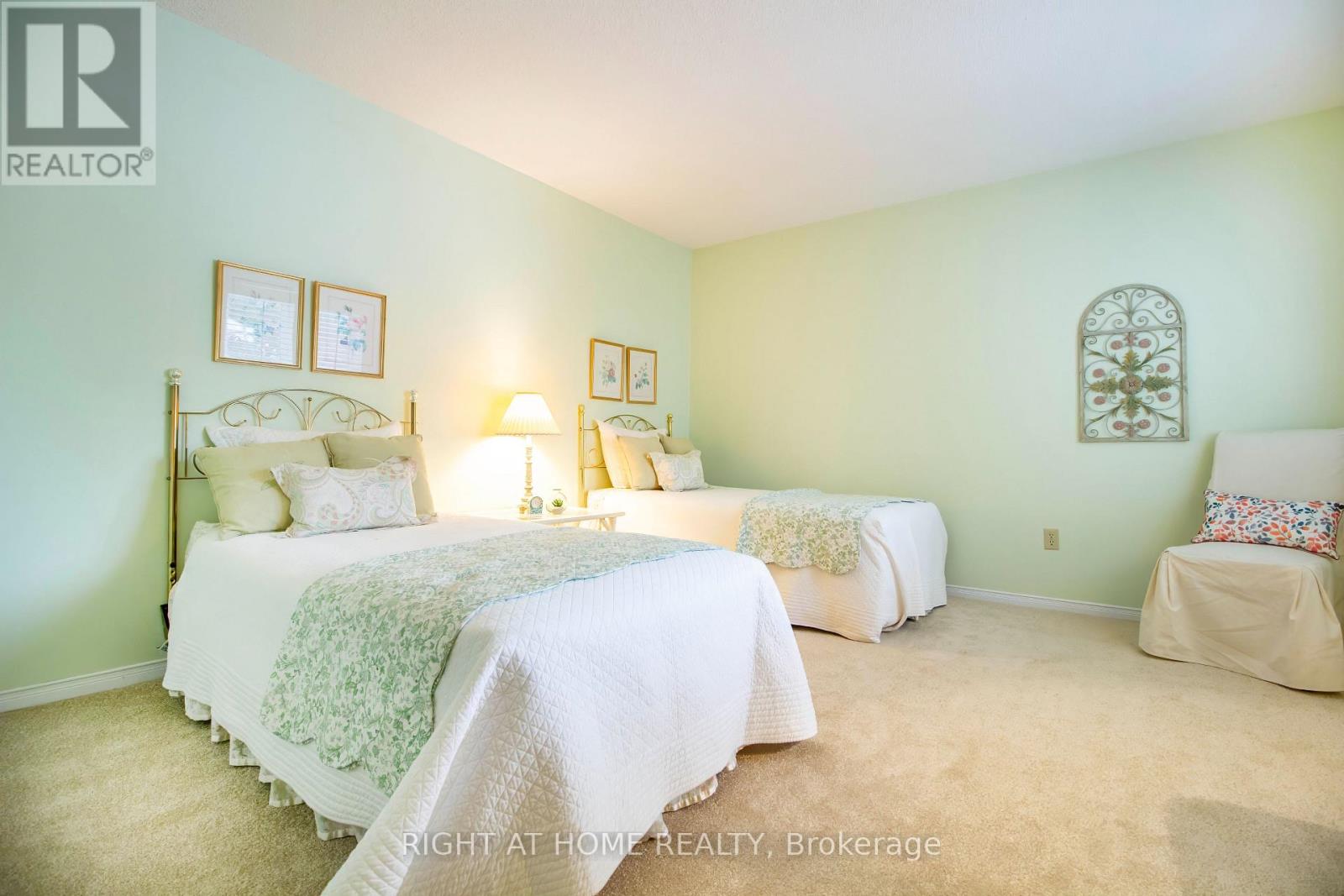 63 - 1725 The Chase, Mississauga, Ontario  L5M 4N3 - Photo 18 - W12458320