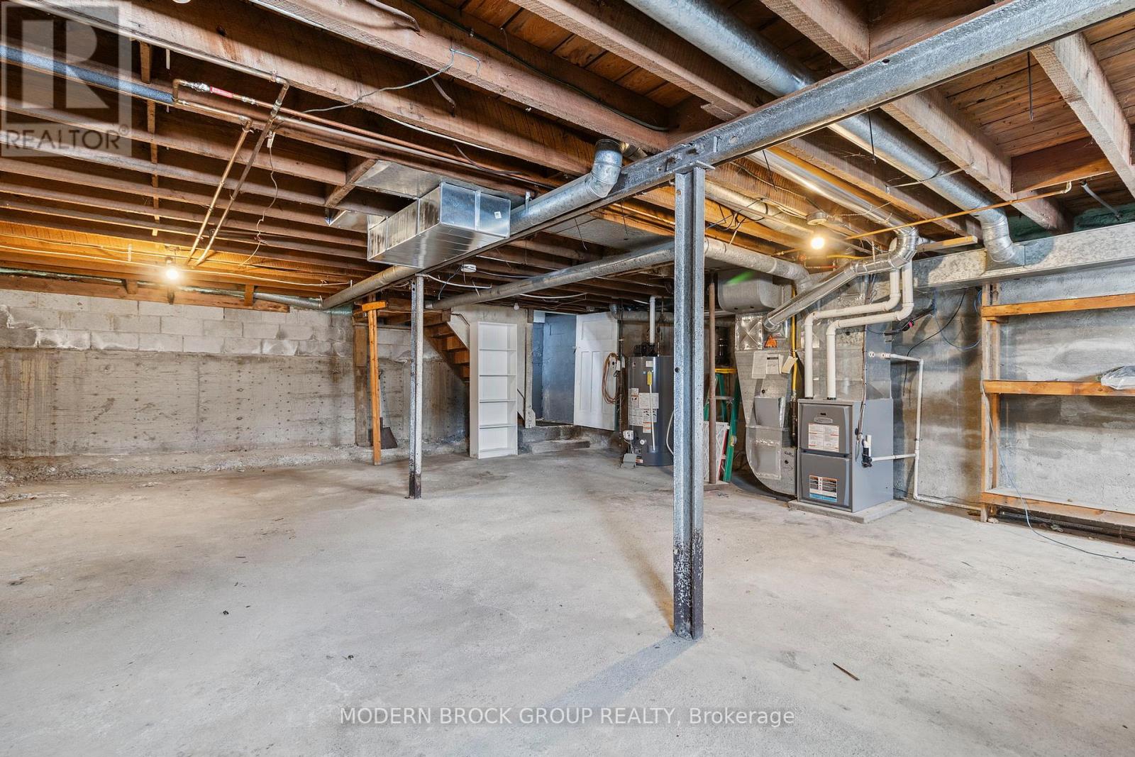 11 Main Street W, Athens, Ontario K0E 1B0 - Photo 39 - X12536826