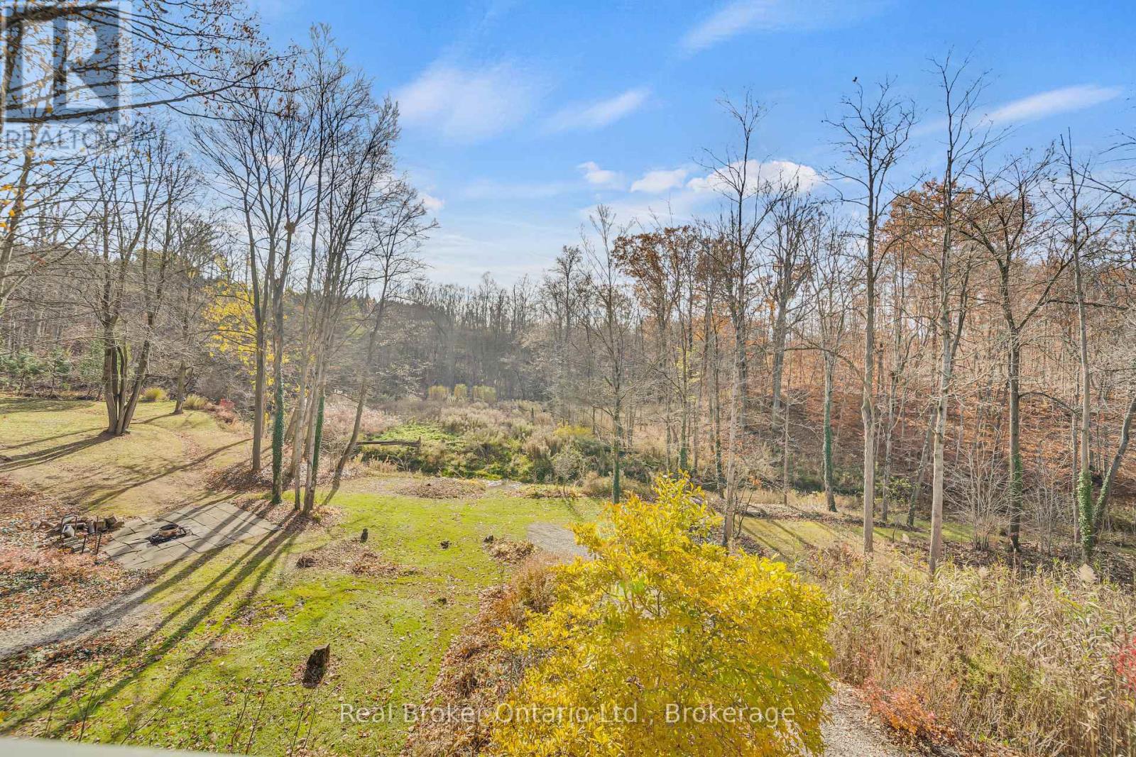 4766 Hyndman Drive, Southwest Middlesex, Ontario  N0L 1A0 - Photo 45 - X12536564