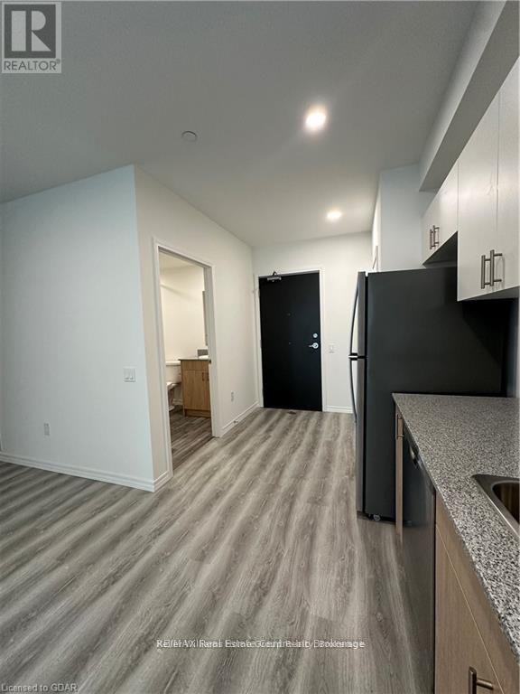 202 - 181 Elmira Road S, Guelph, Ontario  N1K 0E3 - Photo 10 - X12536690