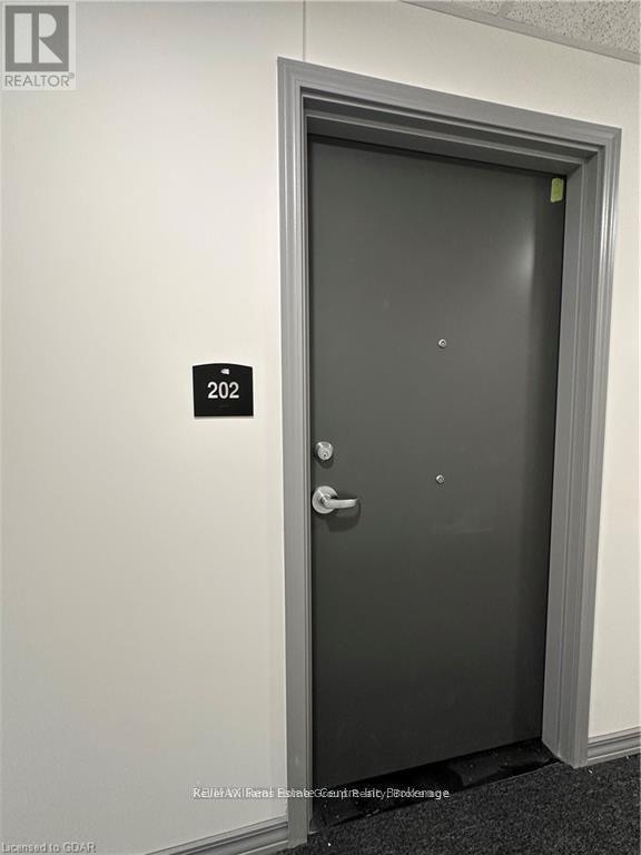 202 - 181 Elmira Road S, Guelph, Ontario  N1K 0E3 - Photo 5 - X12536690