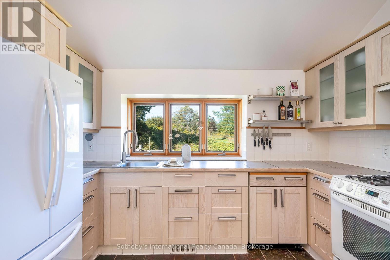 797462 East Back Line, Chatsworth, Ontario  N0H 1G0 - Photo 11 - X12536736