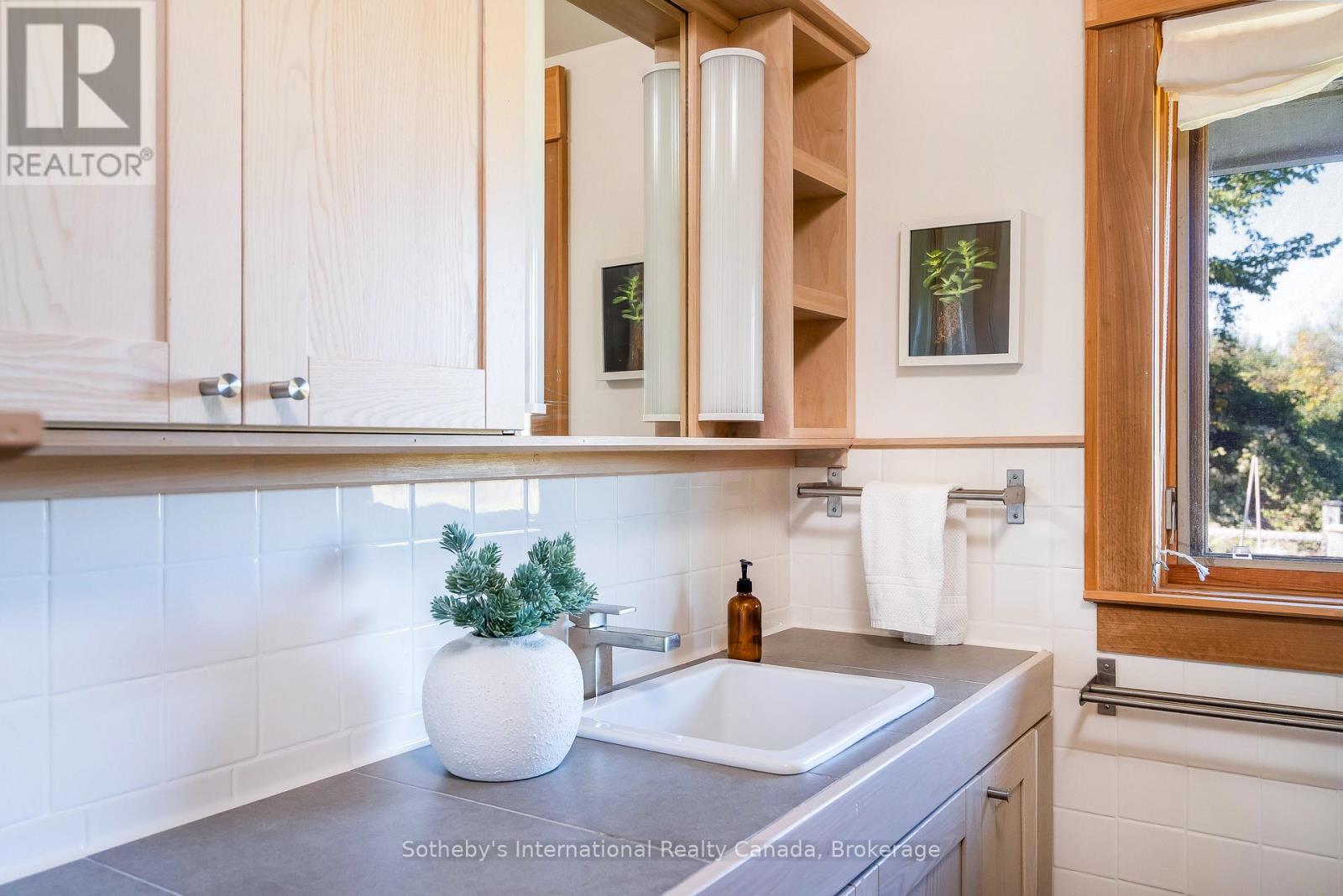 797462 East Back Line, Chatsworth, Ontario  N0H 1G0 - Photo 19 - X12536736