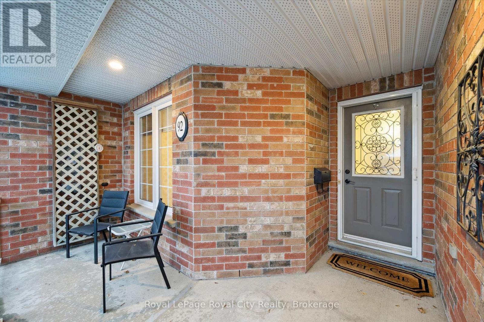 92 Schroder Crescent, Guelph, Ontario  N1E 7B4 - Photo 5 - X12536770