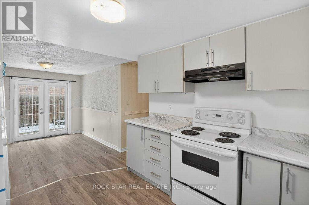 71 Teal Avenue, Hamilton, Ontario  L8E 3B3 - Photo 9 - X12536412