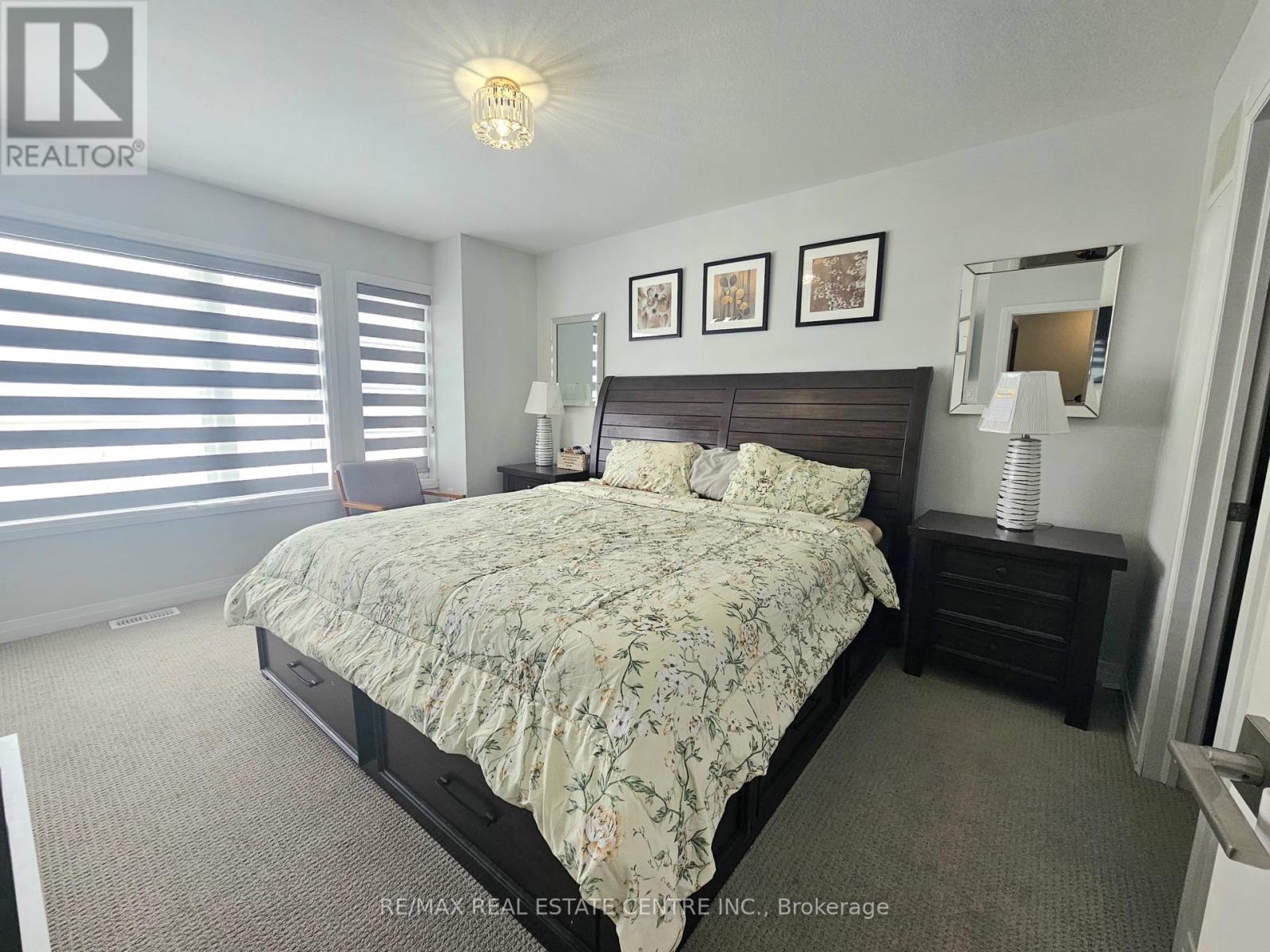 213 - 30 Times Square Boulevard S, Hamilton, Ontario  L8J 0M1 - Photo 12 - X12536446