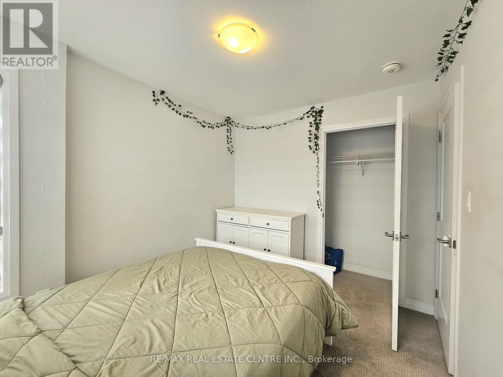 213 - 30 Times Square Boulevard S, Hamilton, Ontario  L8J 0M1 - Photo 16 - X12536446