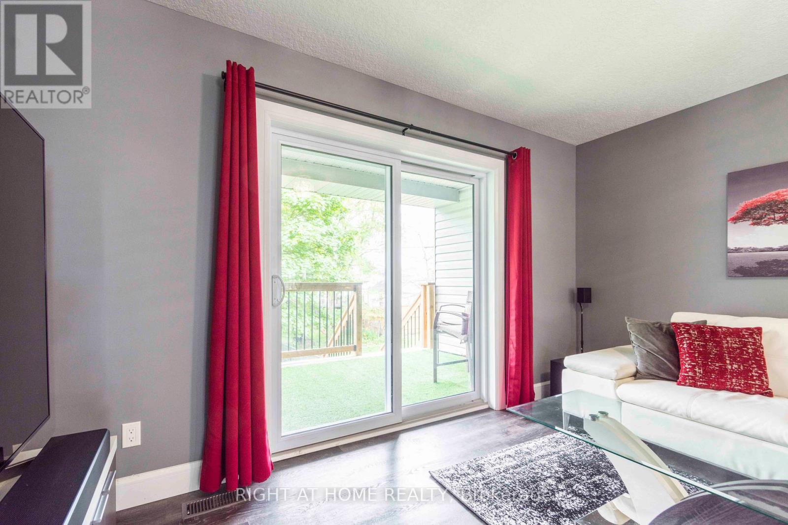 72 Gordon Street, Belleville, Ontario  K8P 3E8 - Photo 15 - X12536528