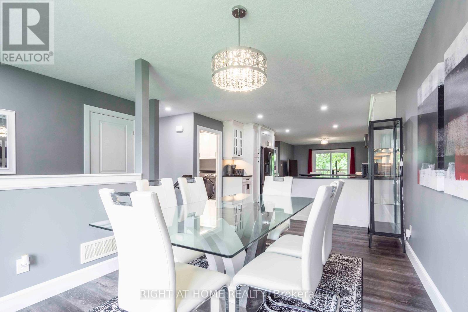 72 Gordon Street, Belleville, Ontario  K8P 3E8 - Photo 7 - X12536528