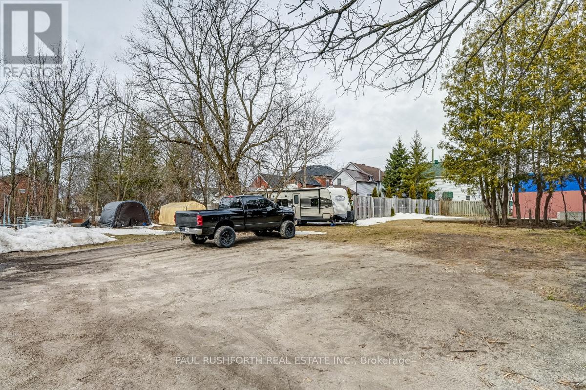 28 Wilson Street W, Perth, Ontario  K7H 2M9 - Photo 20 - X12117010