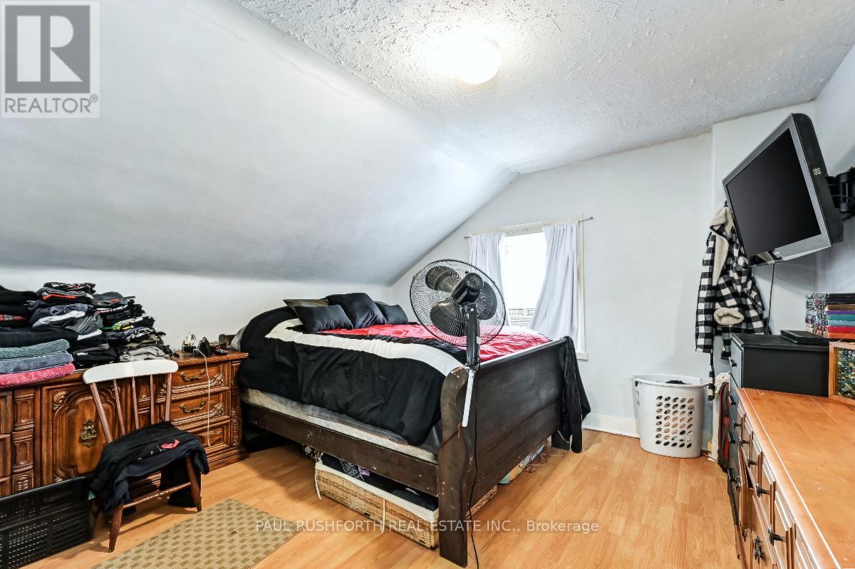 28 Wilson Street W, Perth, Ontario  K7H 2M9 - Photo 16 - X12117010