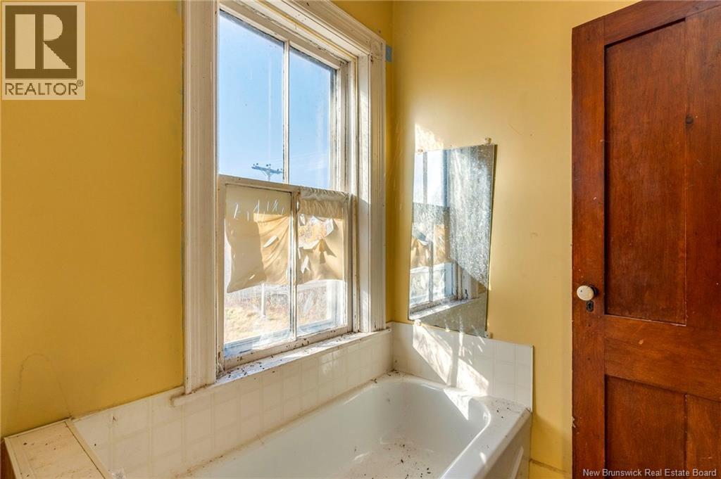 285 Immigrant Road, Cape Tormentine, New Brunswick  E4M 4A4 - Photo 33 - NB130031