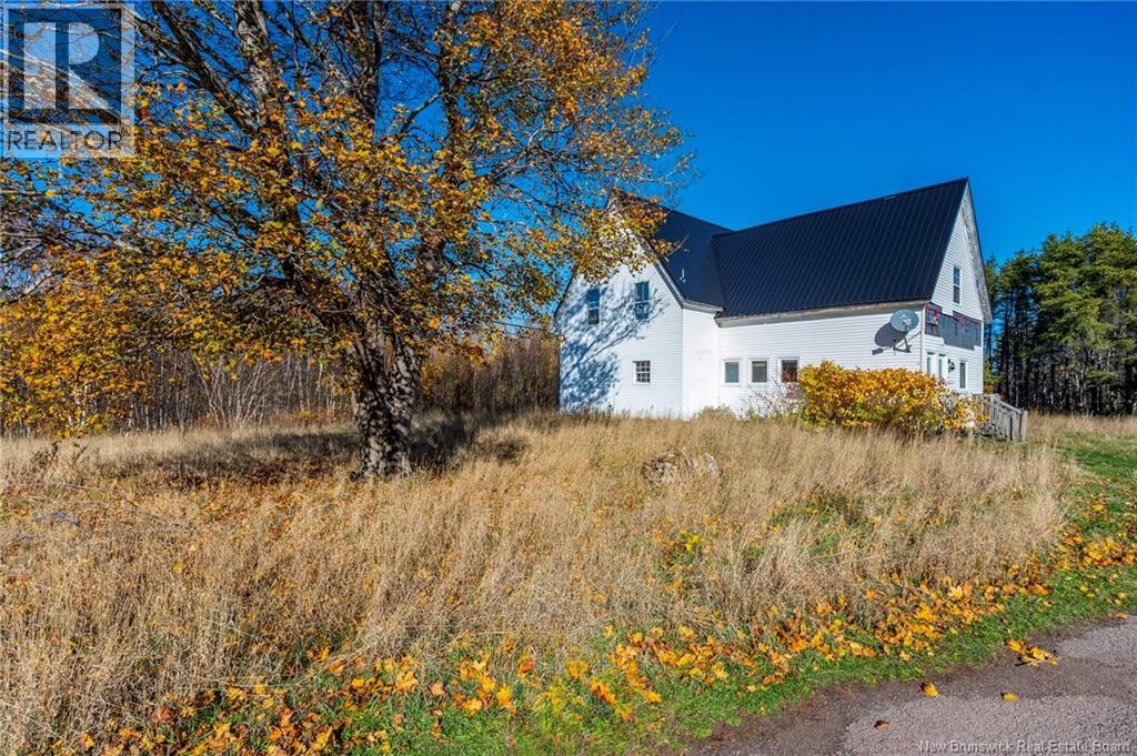 285 Immigrant Road, Cape Tormentine, New Brunswick  E4M 4A4 - Photo 35 - NB130031