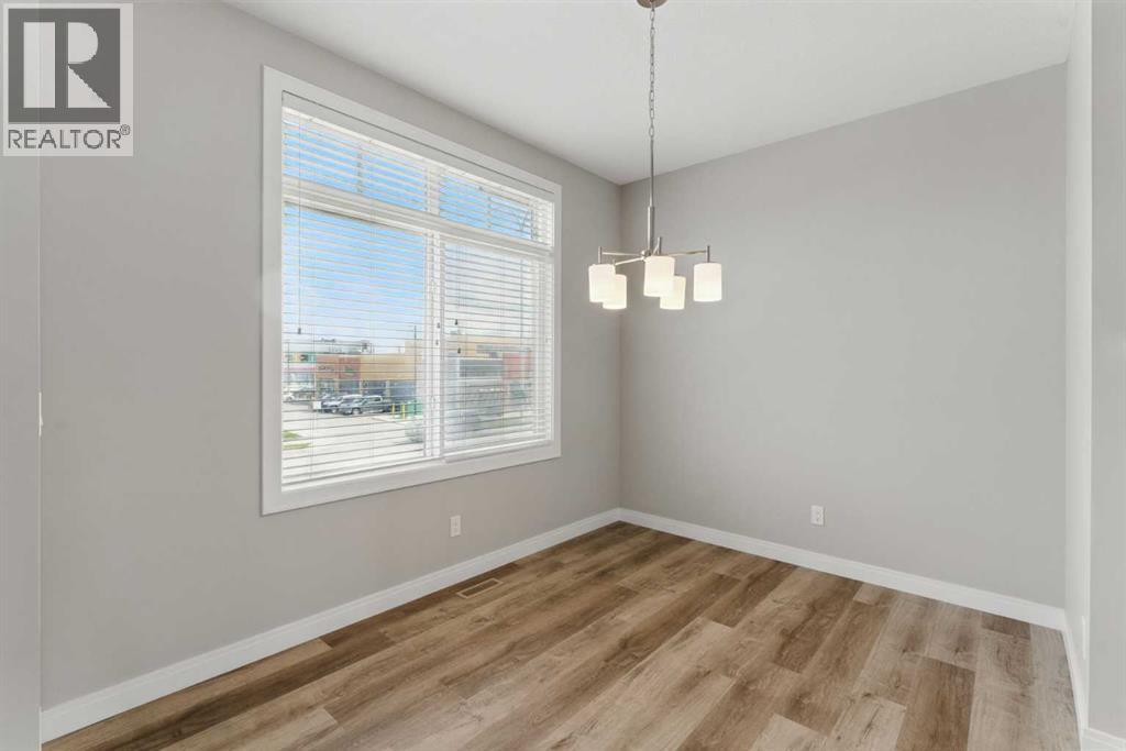 815 85 Street Sw, Calgary, Alberta  T3H 1W7 - Photo 19 - A2268379