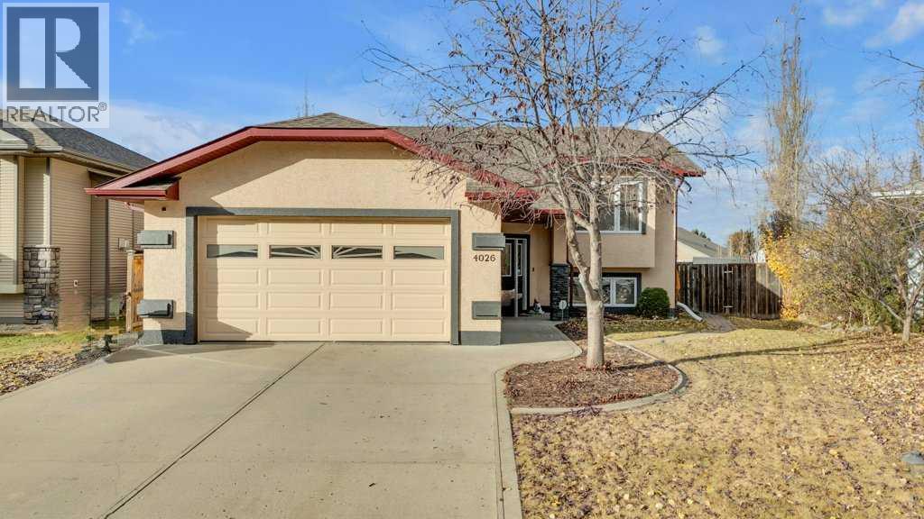 4026 40 Street Close, Ponoka, Alberta  T4J 0A7 - Photo 1 - A2270026