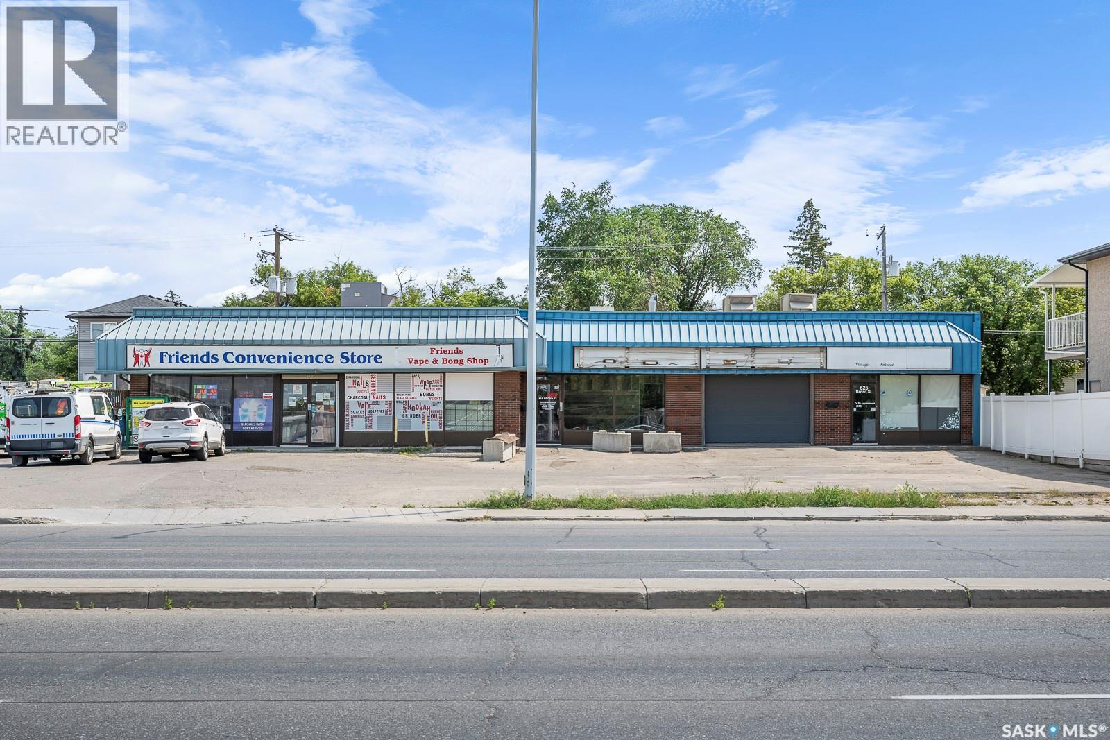 505 Broad Street, Regina, Saskatchewan  S4R 1X5 - Photo 2 - SK023859