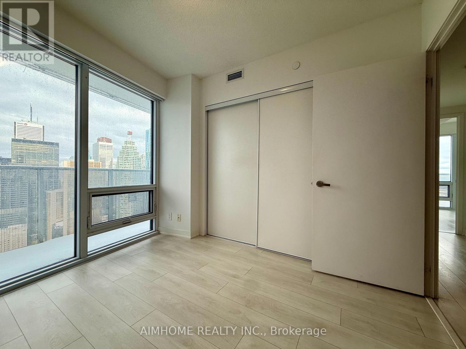 5304 - 88 Harbour Street, Toronto, Ontario  M5J 0C3 - Photo 15 - C12536582