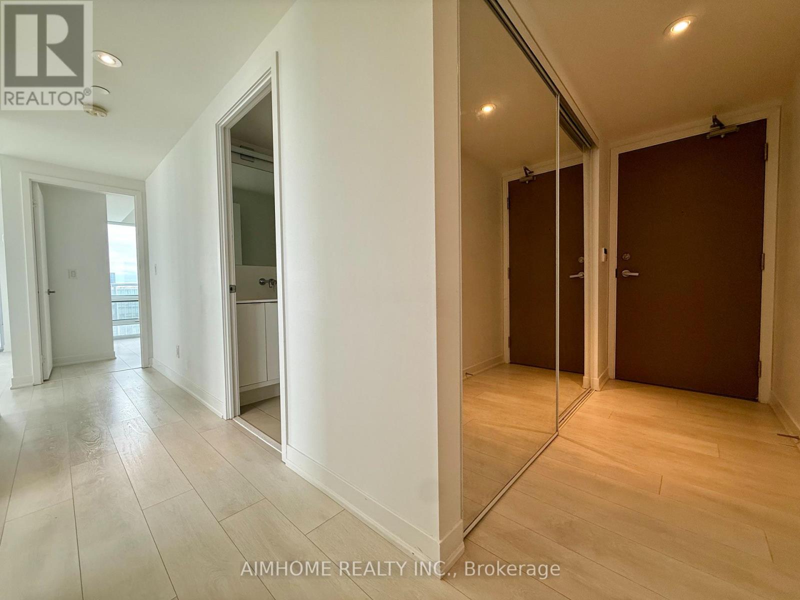 5304 - 88 Harbour Street, Toronto, Ontario  M5J 0C3 - Photo 18 - C12536582