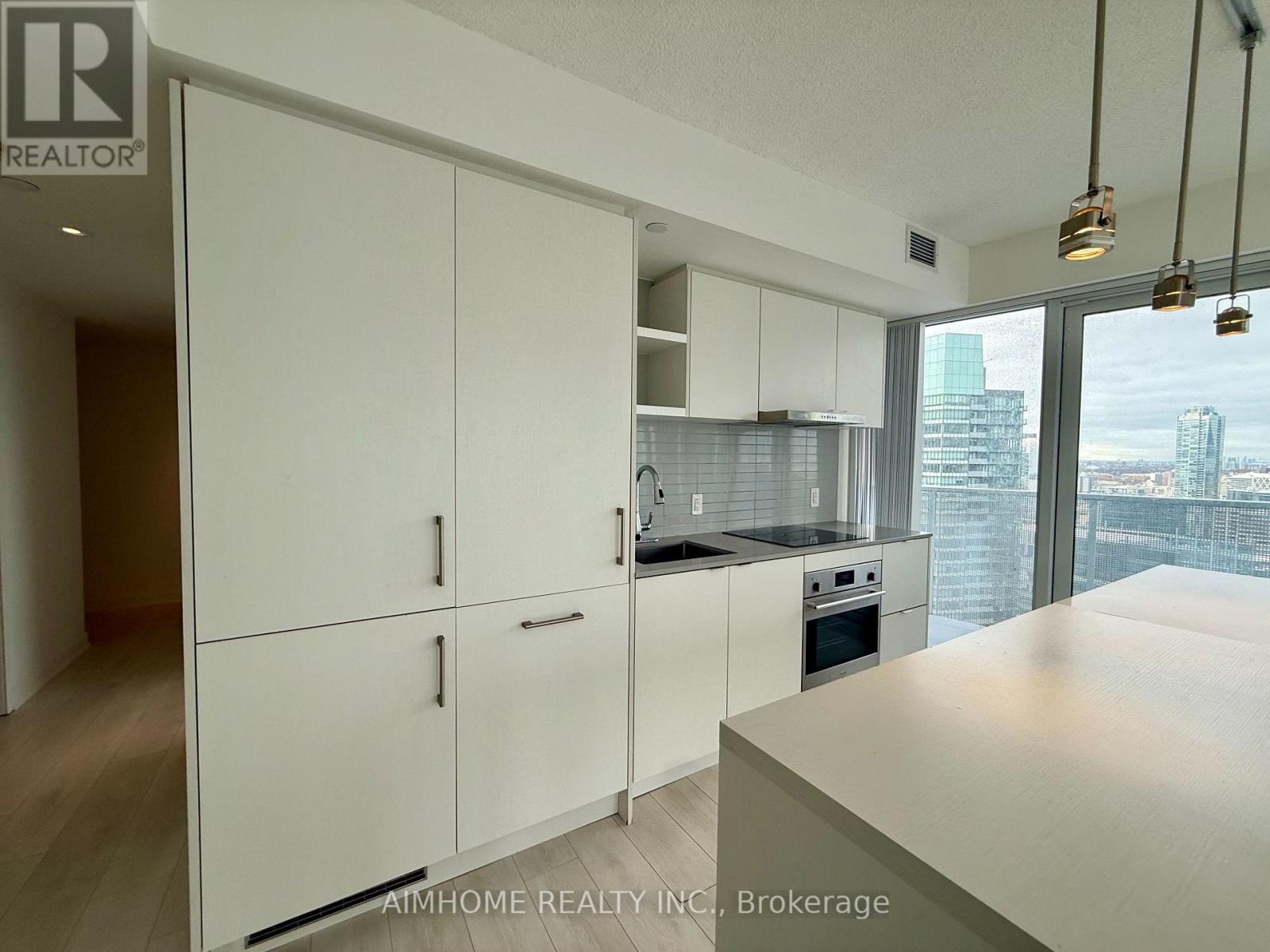 5304 - 88 Harbour Street, Toronto, Ontario  M5J 0C3 - Photo 9 - C12536582