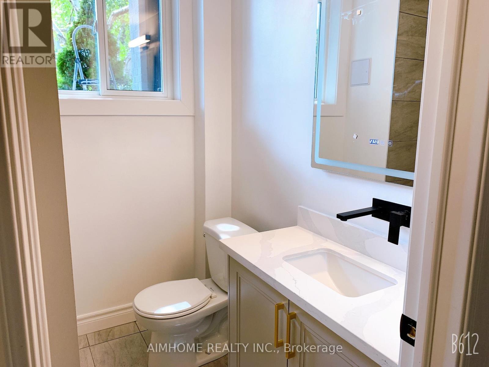 14 Sandalwood Place, Toronto, Ontario  M3B 1L6 - Photo 24 - C12536596