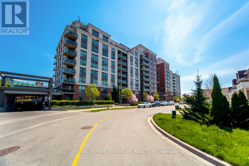 512 - 120 DALLIMORE CIRCLE, Toronto, Ontario