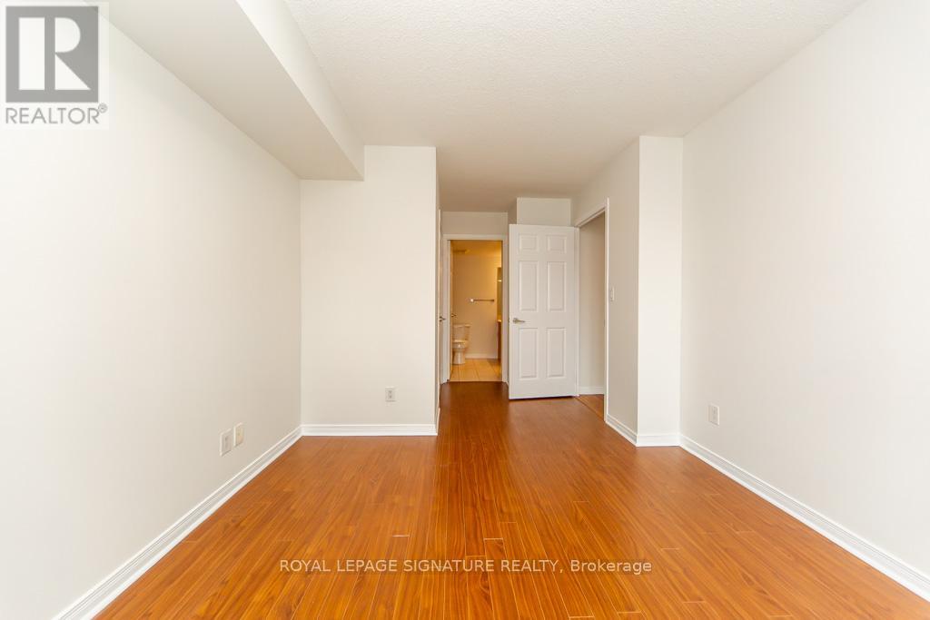 512 - 120 Dallimore Circle, Toronto, Ontario  M3C 4J1 - Photo 19 - C12536638