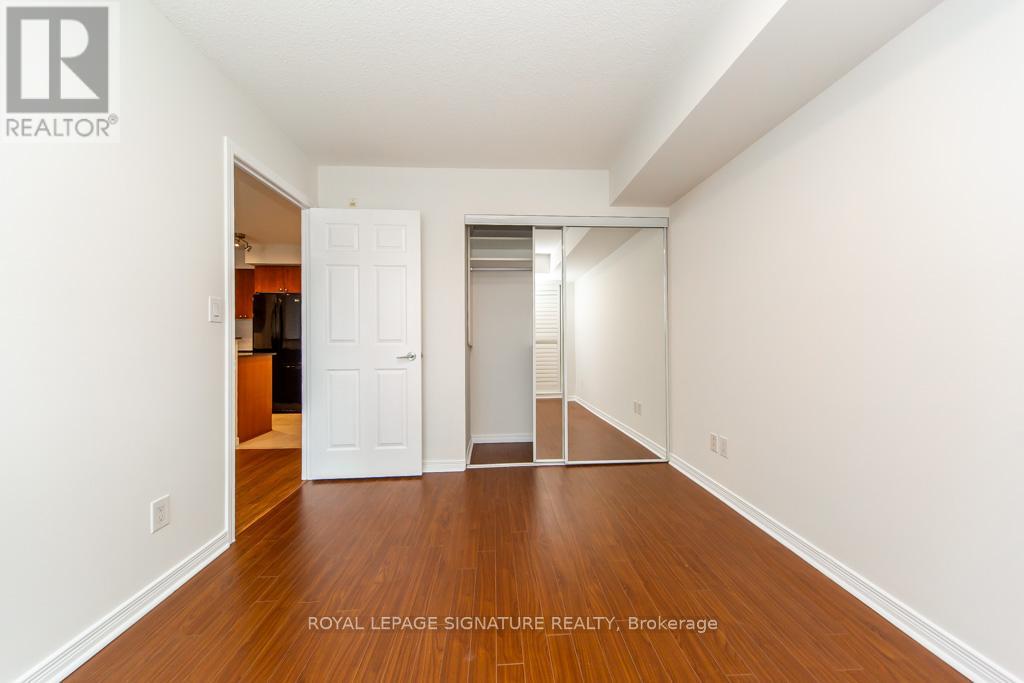 512 - 120 Dallimore Circle, Toronto, Ontario  M3C 4J1 - Photo 25 - C12536638