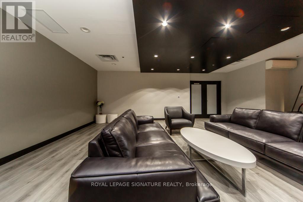 512 - 120 Dallimore Circle, Toronto, Ontario  M3C 4J1 - Photo 30 - C12536638