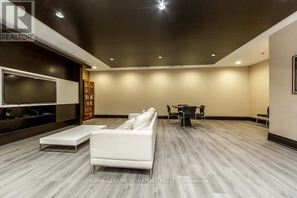 512 - 120 Dallimore Circle, Toronto, Ontario  M3C 4J1 - Photo 32 - C12536638