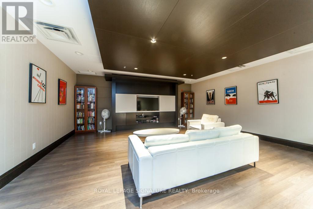 512 - 120 Dallimore Circle, Toronto, Ontario  M3C 4J1 - Photo 37 - C12536638