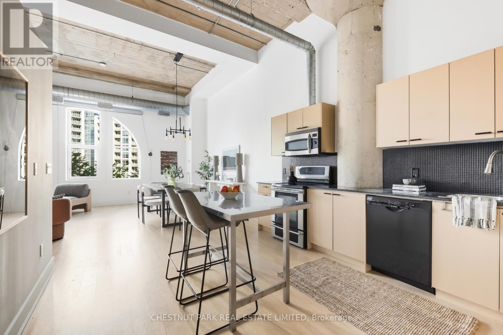 215 - 637 Lakeshore Boulevard W, Toronto, Ontario  M5V 3J6 - Photo 12 - C12536648