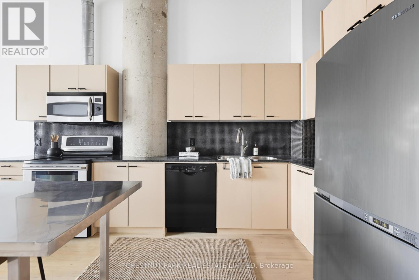 215 - 637 Lakeshore Boulevard W, Toronto, Ontario  M5V 3J6 - Photo 13 - C12536648