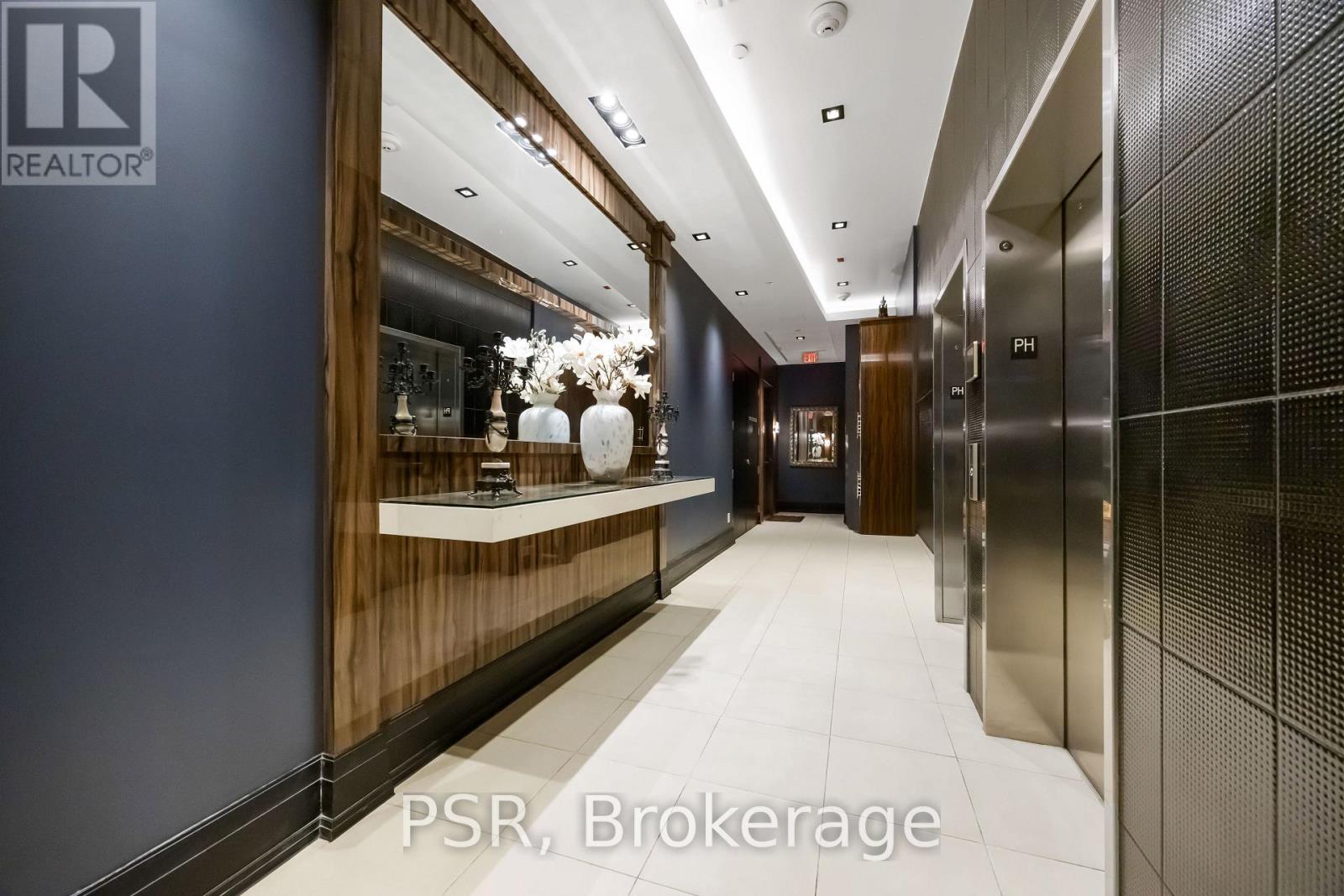 703 - 205 Manning Avenue, Toronto, Ontario  M6J 0E2 - Photo 4 - C12536674