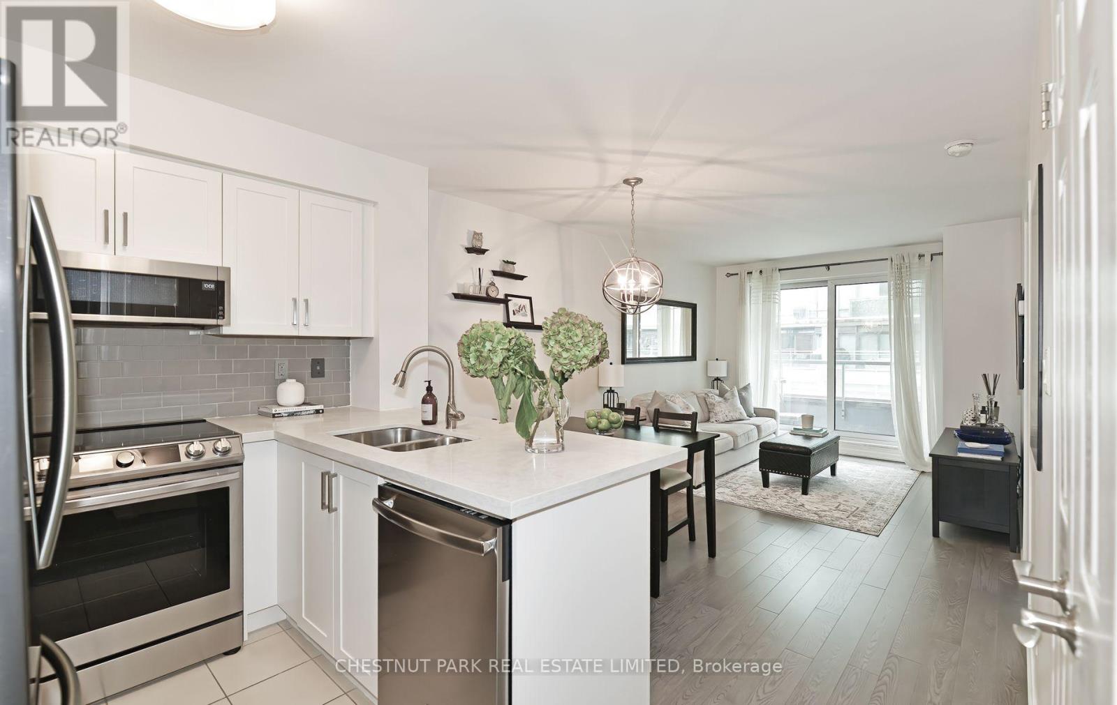 1013 - 230 King Street, Toronto, Ontario  M5A 1K5 - Photo 3 - C12536702