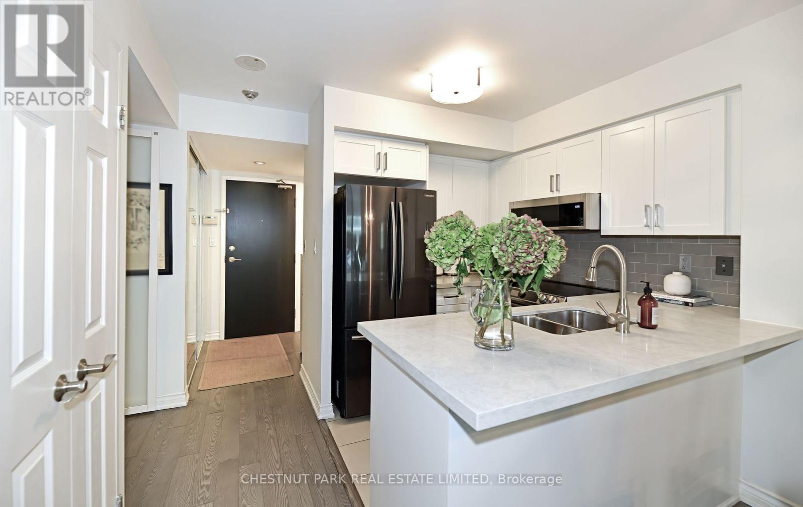 1013 - 230 King Street, Toronto, Ontario  M5A 1K5 - Photo 7 - C12536702