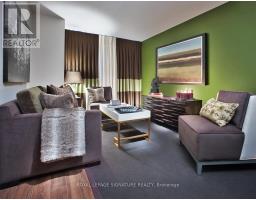 Gv104 - 305 Roehampton Avenue, Toronto (Mount Pleasant East), Ca