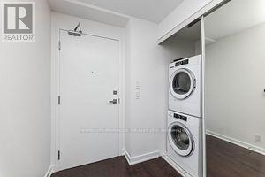 2901 - 14 York Street, Toronto, Ontario  M5J 0B1 - Photo 11 - C12536740