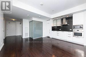 2901 - 14 York Street, Toronto, Ontario  M5J 0B1 - Photo 9 - C12536740