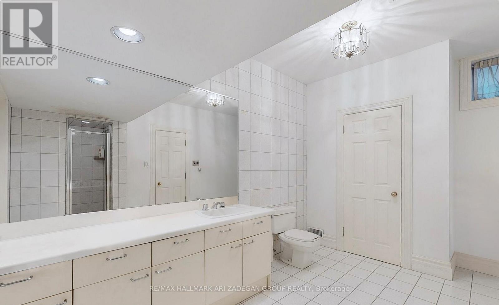 11 Vernham Avenue, Toronto, Ontario  M2L 2B1 - Photo 32 - C12536768